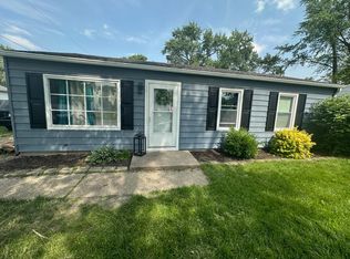 1704 Clover Ln, Champaign, IL 61821