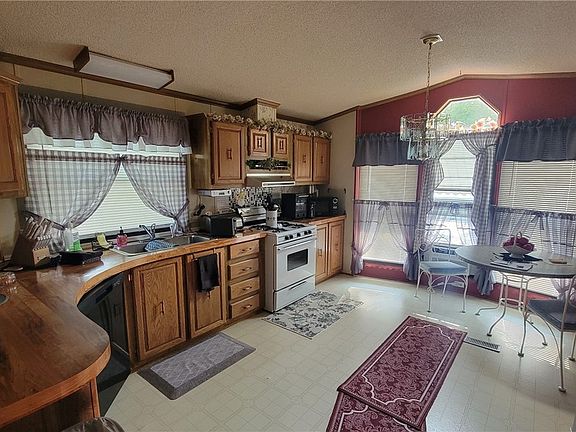 5th image of 294 Westwoods