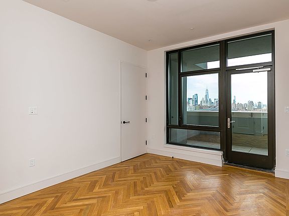 4th image of 321 Wythe Ave #1608