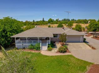 6112 Laird Rd, Loomis, CA 95650
