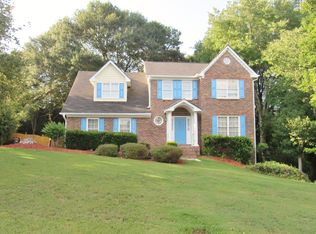 1935 Rockside Ln, Snellville, GA 30078