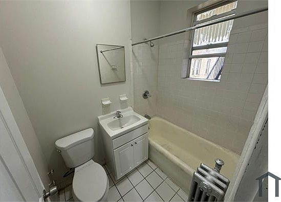 2nd image of 15 Goldsmith Ave APT 45