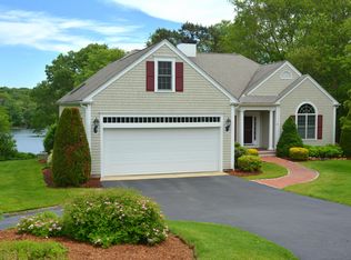 91 Acadia Dr, Marstons Mills, MA 02648