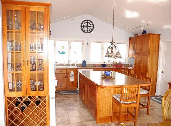 warm &inviting kitchen