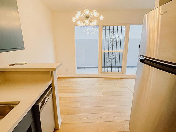 5th image of 11842 Kiowa Ave #14