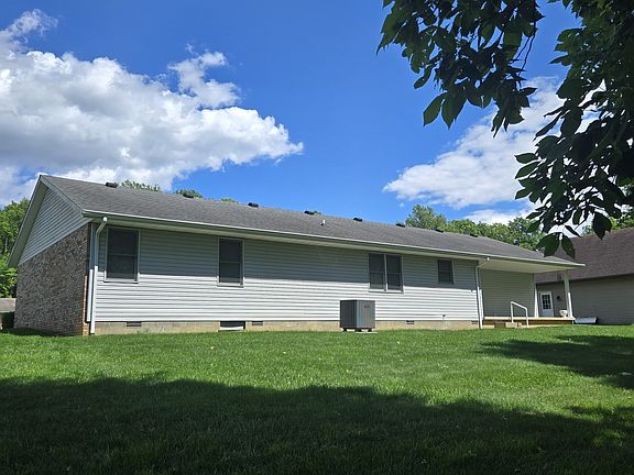 3rd image of 53 Dallas Dr