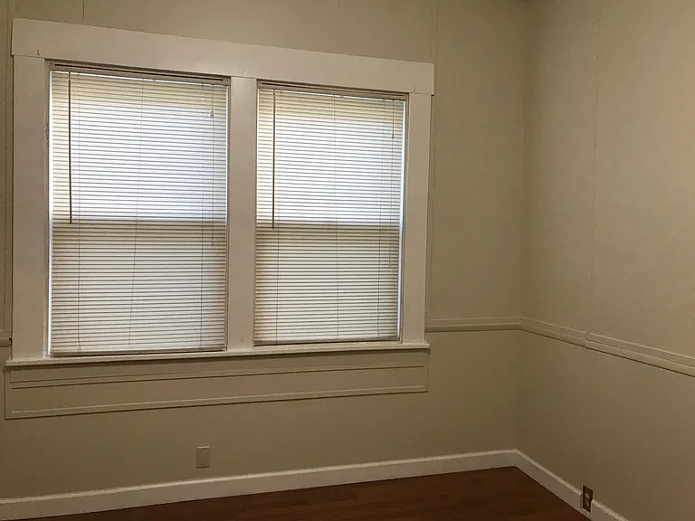 3rd Room: Second room on the left hand side (close to the kitchen) 5