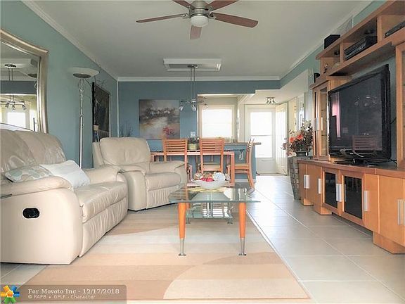 3rd image of 2525 1st Ct NE #403