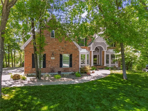 2648 NW Ashurst Ln, Lees Summit, MO 64081