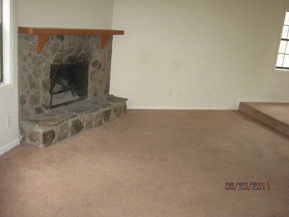 4th image of 3238 Winter Ct