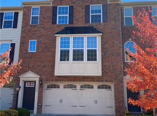 1202 Pointe View Dr, Mars, PA 16046