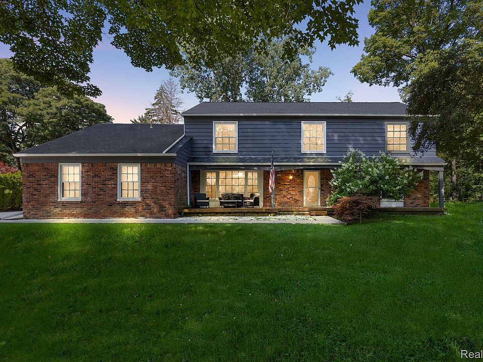 1st image of 31319 Foxboro Way