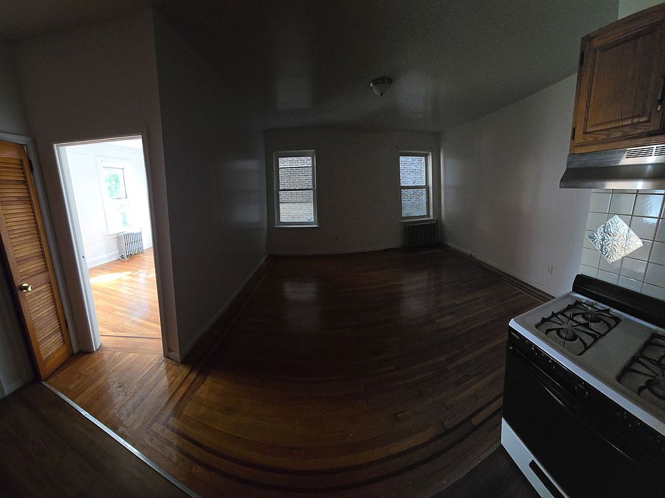 2nd image of 504 Vine St #A6