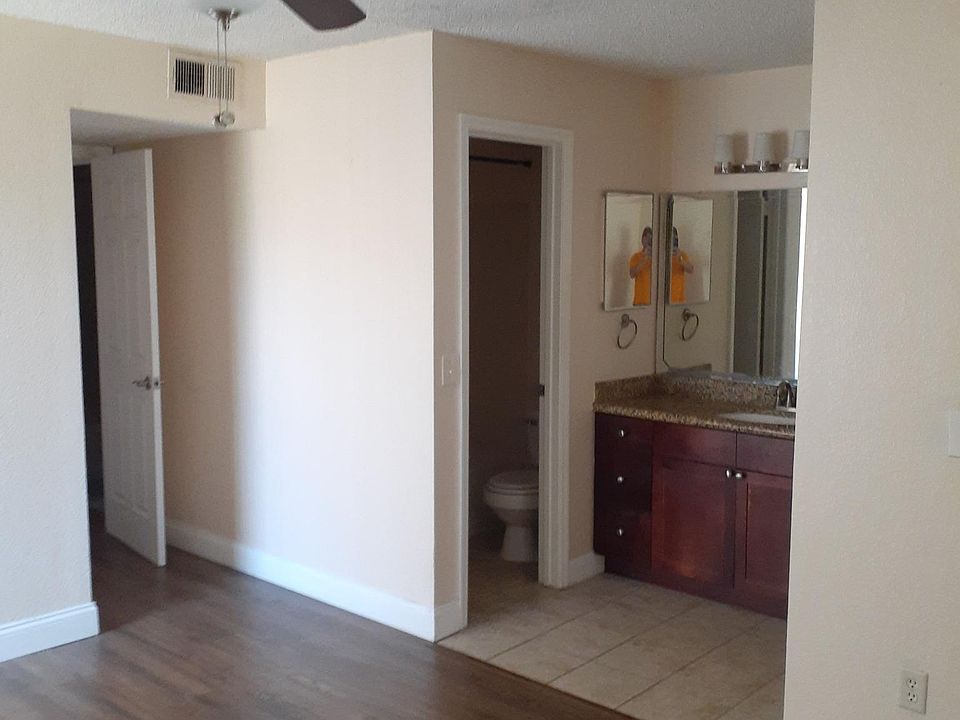 2nd image of 5144 Conroy Rd APT 1032