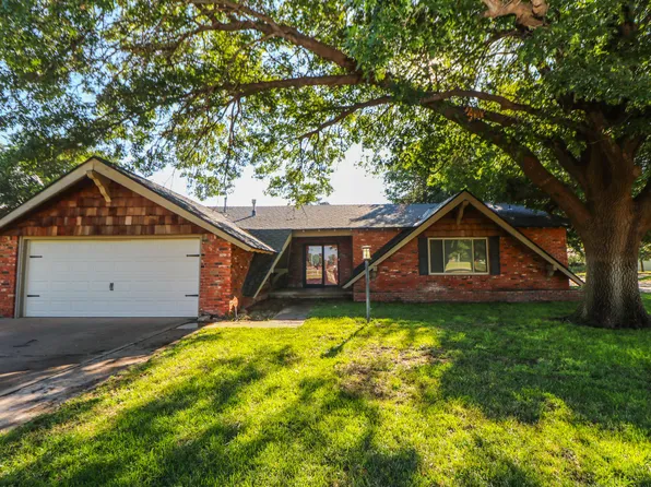 800 Crescent Dr, Littlefield, TX 79339