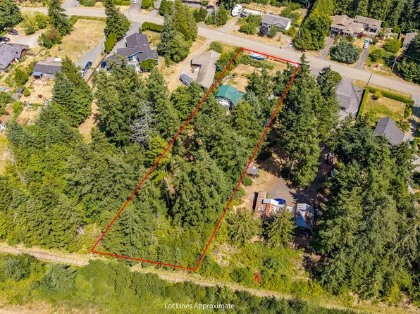 4530 Thompson Clarke Dr E, Nanaimo, BC V0R 1G0