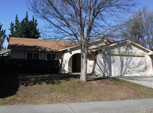 1174 Devonshire Dr, Vacaville, CA 95687