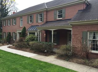 84 Fair Oaks Dr, Pittsburgh, PA 15238