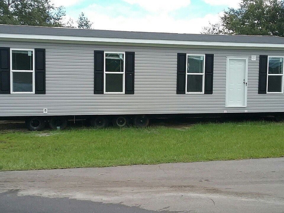 1st image of 1500 W Highland St Lot 0221