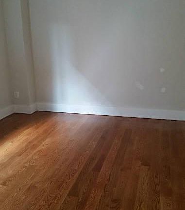4th image of 13235 Sanford Ave APT 307