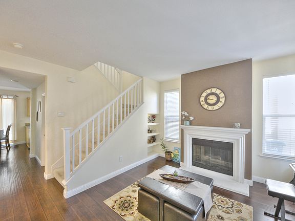 3rd image of 1913 Bright Willow Cir