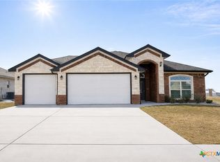 809 Dred Roger Cir, Killeen, TX 76542