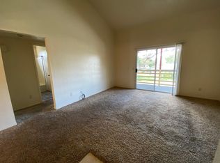 297 7th St, Templeton, CA 93465