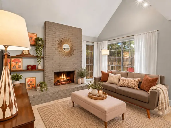 8330 Fathom Cir APT 701, Austin, TX 78750