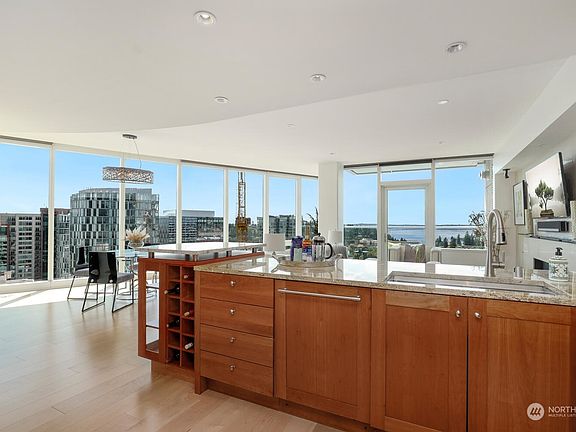 4th image of 10700 NE 4th Street #1816