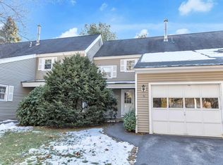 16 Winding Pond Rd #16, Londonderry, NH 03053