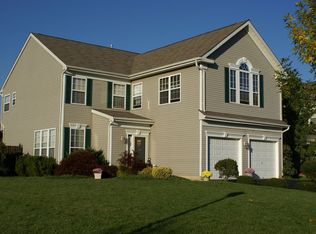 1 Foster Ln, Columbus, NJ 08022
