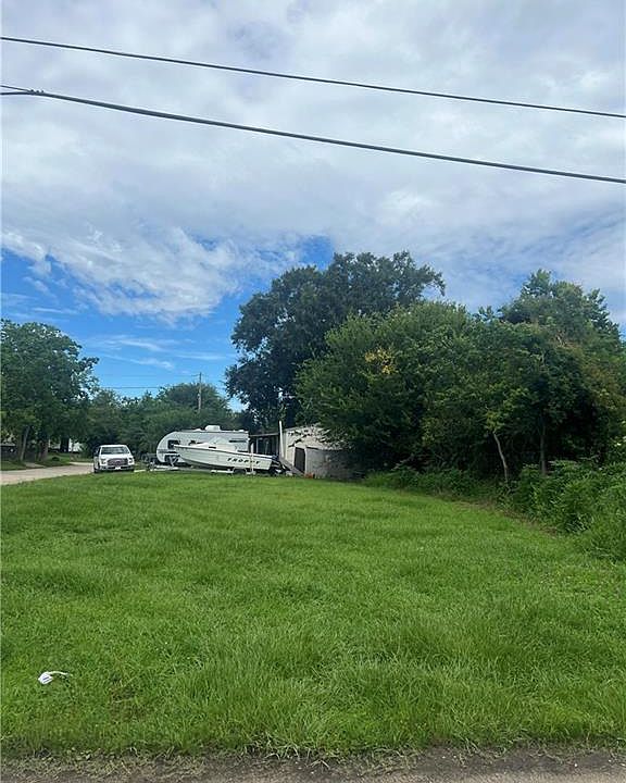 1st image of 37 Suzi Dr