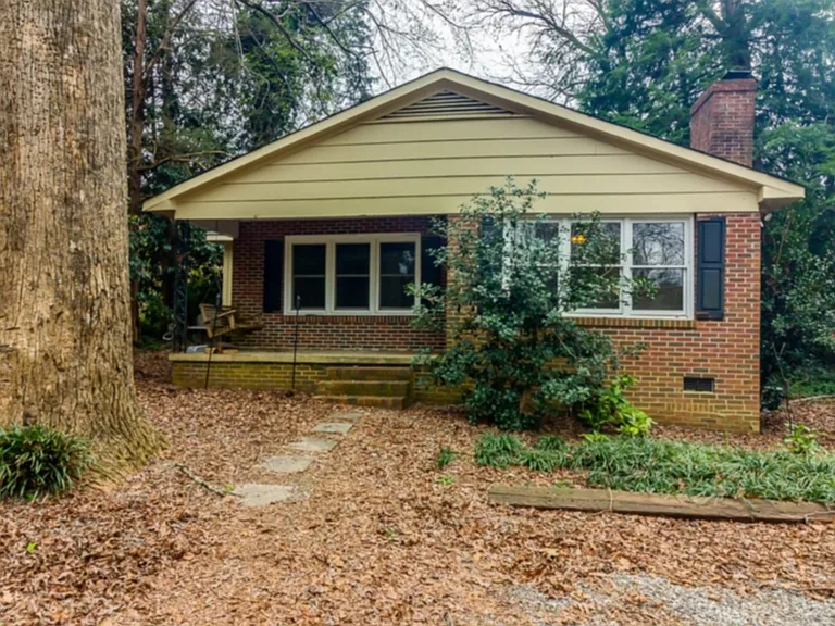 127 Clemson St — Photo 1