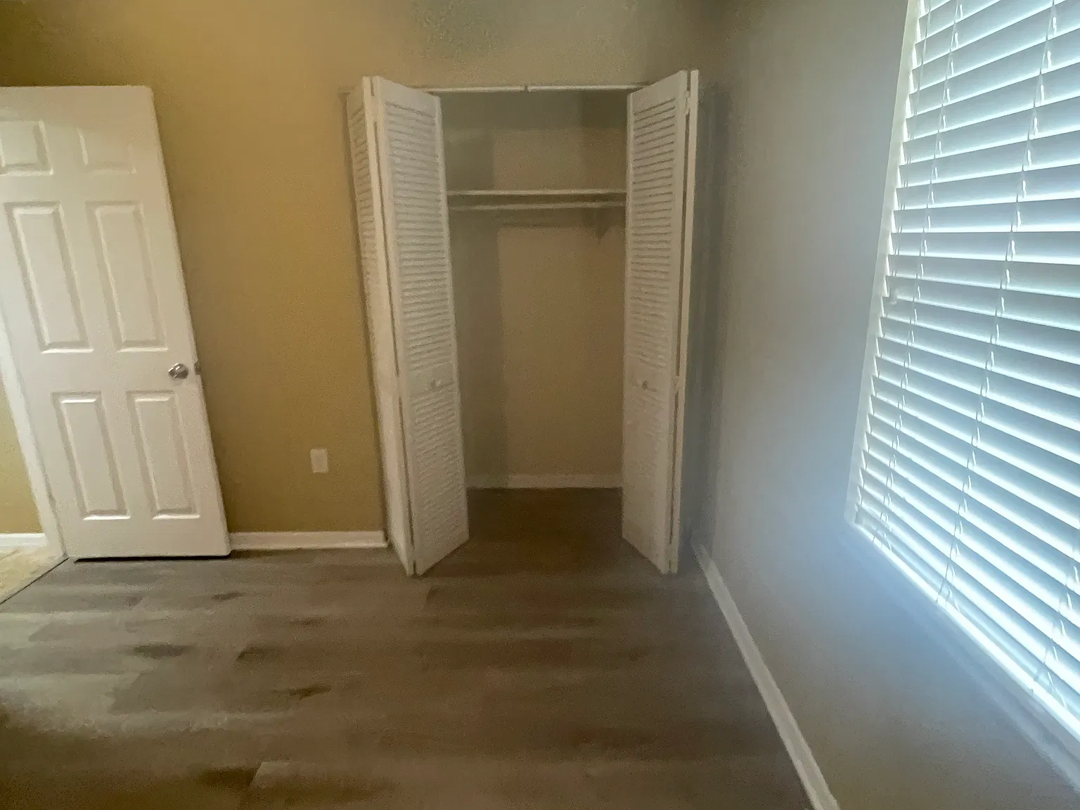 2 bed, 1030 sqft, $1,300 — Photo 3