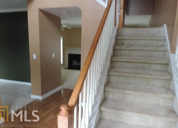 2nd image of 115 Adair Cir