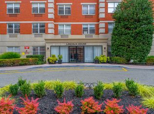 204 10th St #0B-1BA-420SQFT, Jersey City, NJ 07302