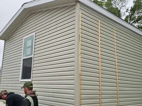 833 E Duke St Lot 9, Vermillion, SD 57069