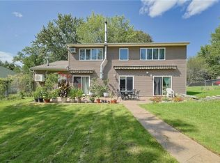 10 Peace Dr, Middletown, NY 10941