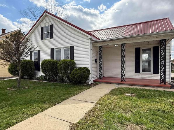 112 N Main St, Huntingburg, IN 47542