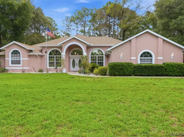 4887 N Baywood Dr, Beverly Hills, FL 34465