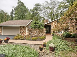 68 Woodland Ave, Hershey, PA 17033