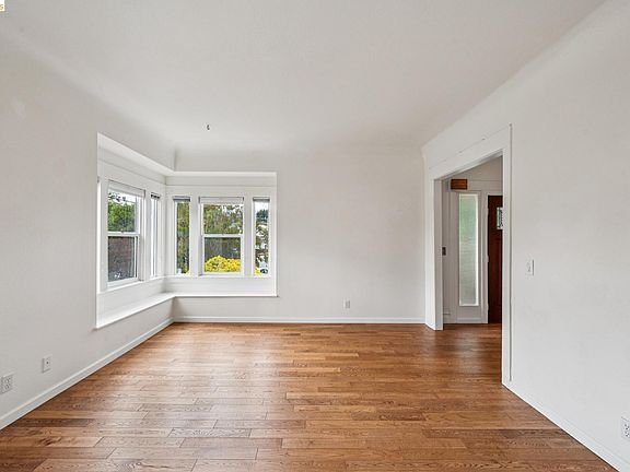 5th image of 2140 Woolsey St