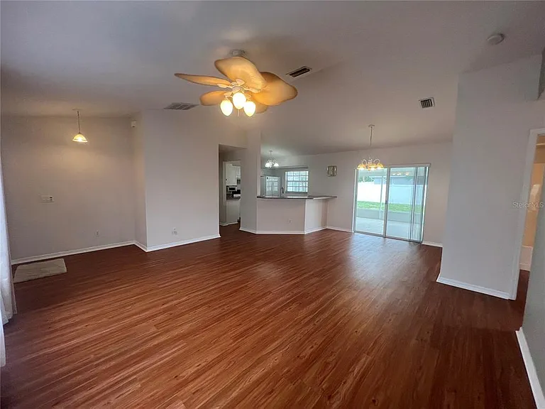 3228 Lucaya Ave — Photo 4