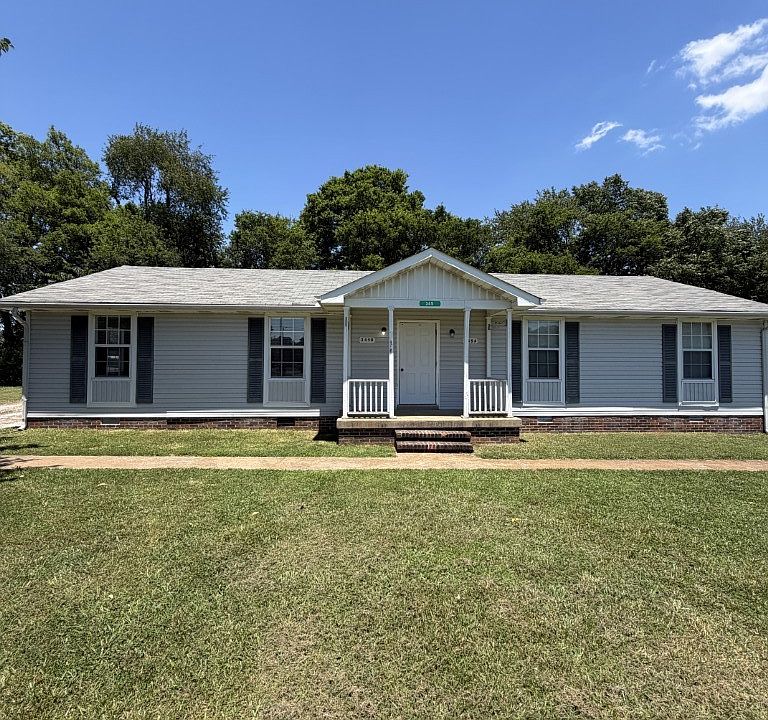 1st image of 345 Creekwood Ct #B