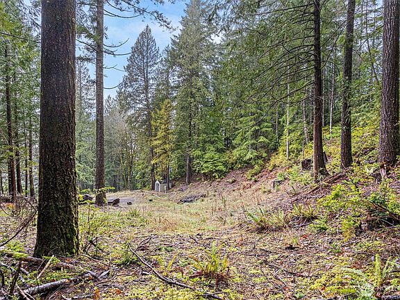 5th image of 19560 NE North Shore Road