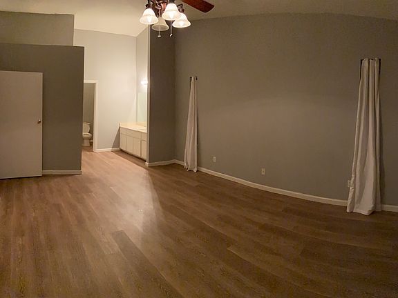 4th image of 1307 Rice Ln