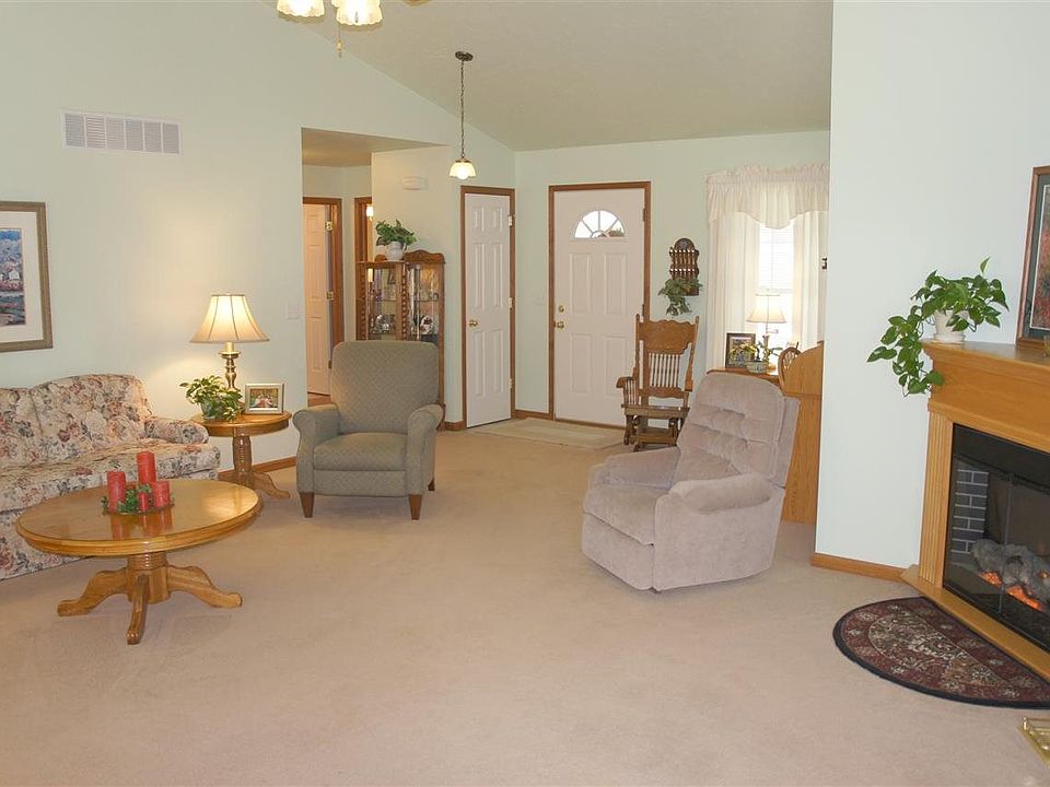 1st image of 25860 Summer Berry Ln