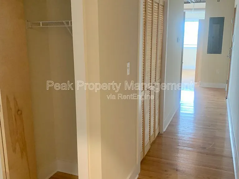 2709 W Broad St #1 — Photo 14