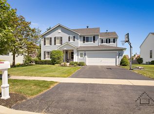 2230 Haverton Dr, Mundelein, IL 60060