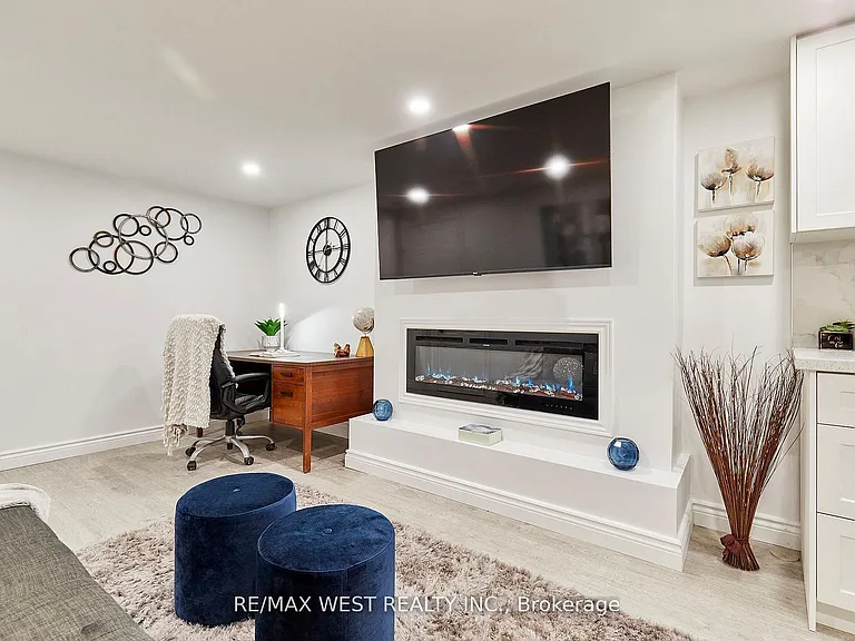 67 Hobbs Dr #BASEMENT — Photo 14
